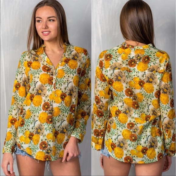 NEW! BOHO FLORAL TOP - Picture 4 of 5